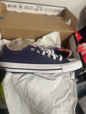 Dark Purple CONVERSE (NWT)
